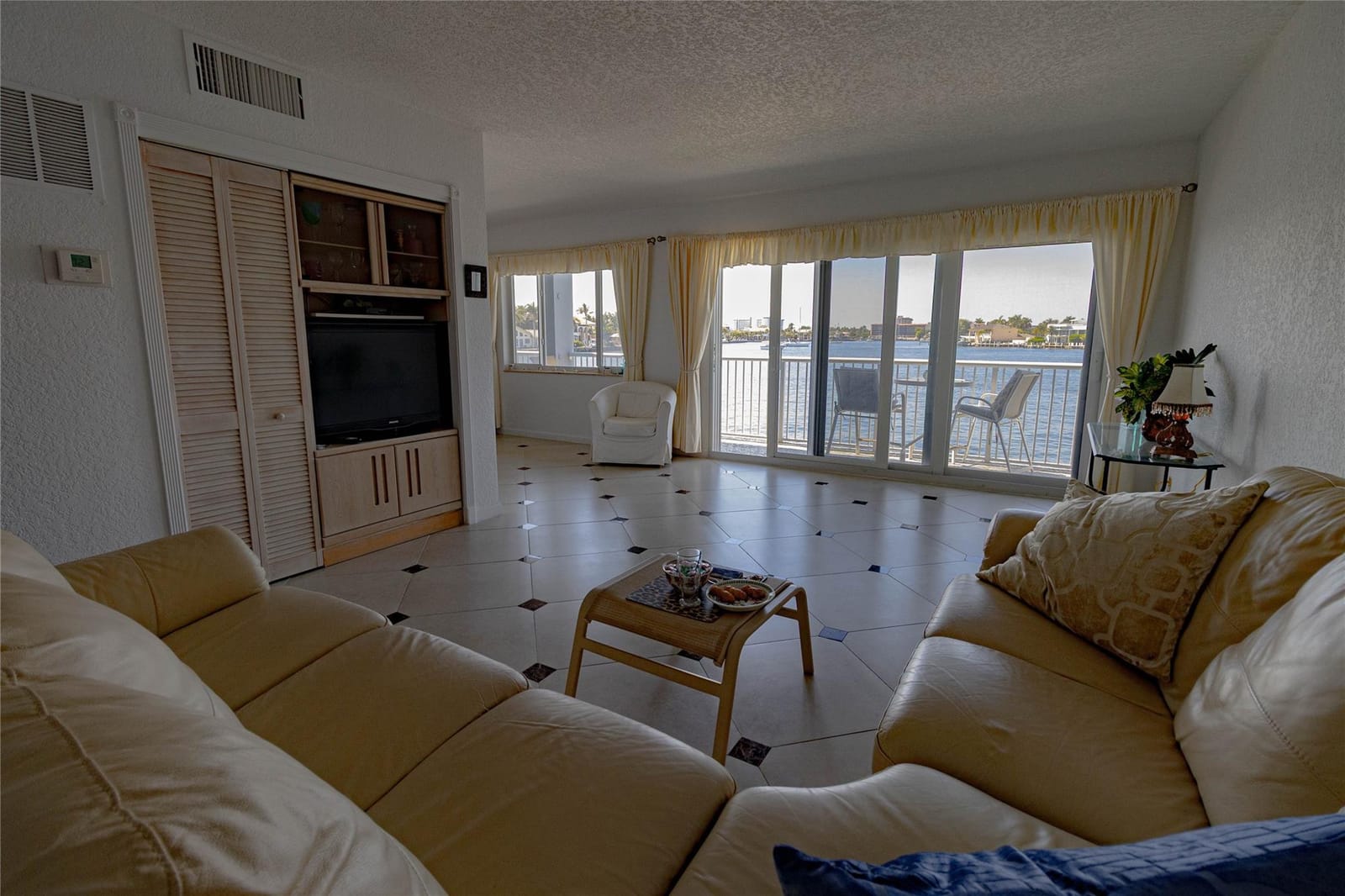 1201 S Riverside Drive S 206, Pompano Beach, FL 33062 photo 20
