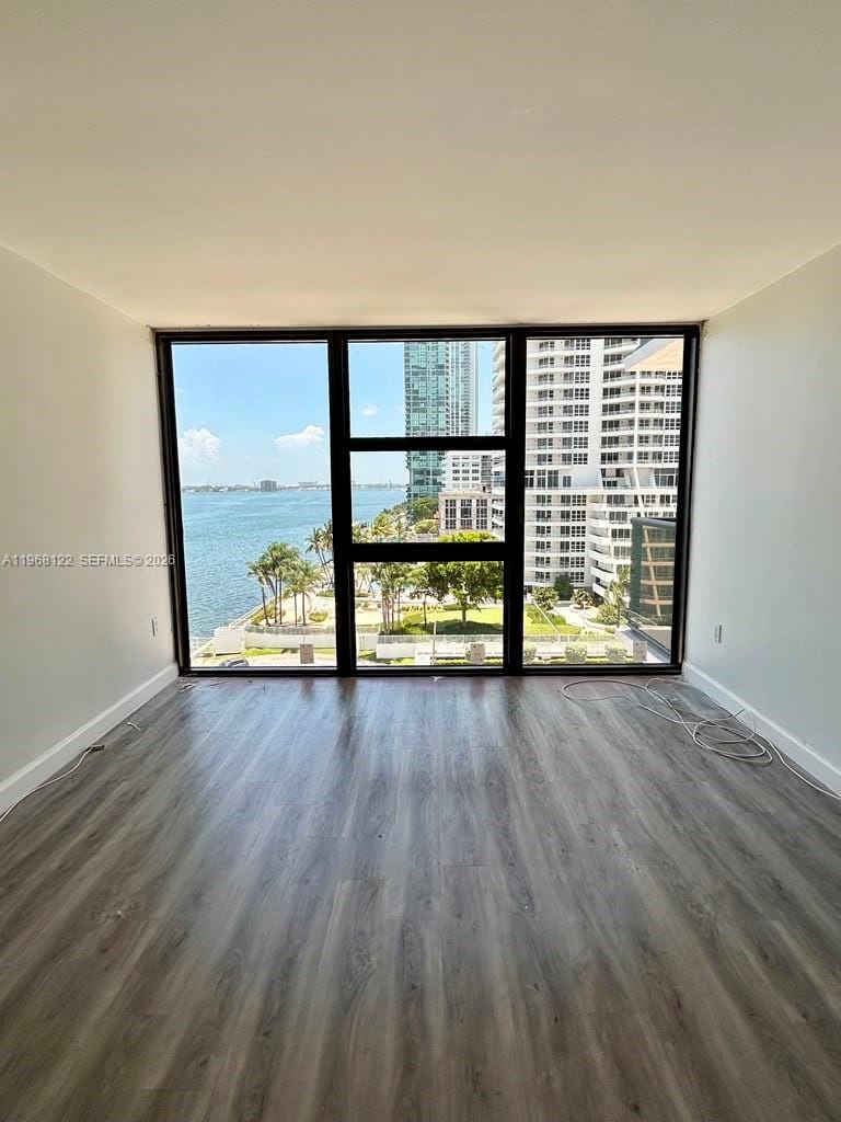 600 NE 36th Street 820 — photo 8