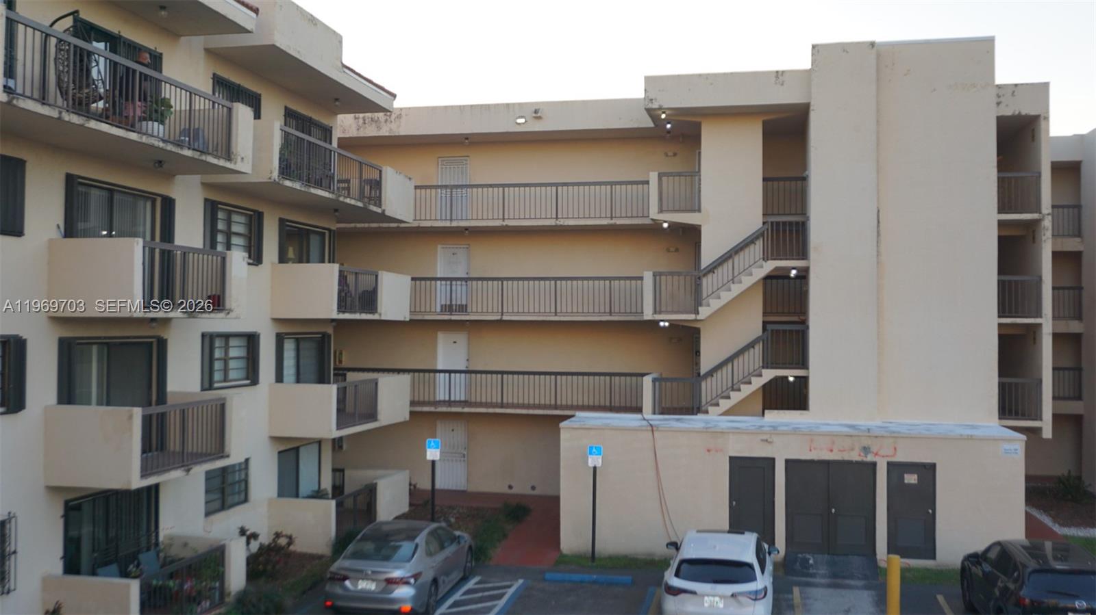 995 SW 84th Avenue 218, Miami, FL 33144, Miami