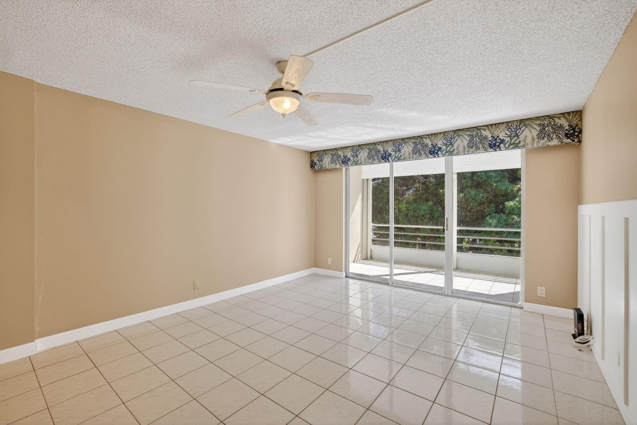 4898 NW 29th Court 315, Lauderdale Lakes, FL 33313 photo 14