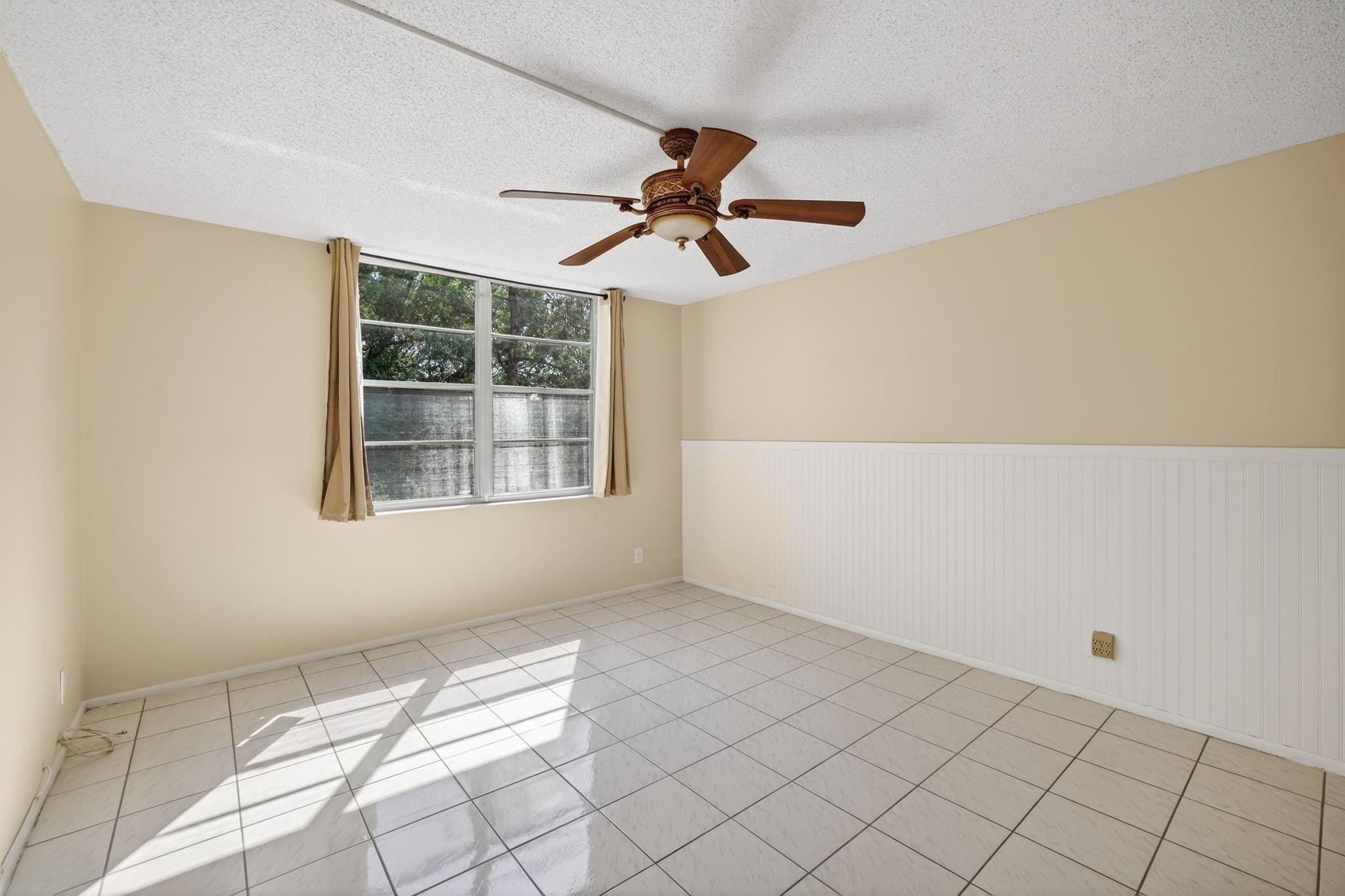 4898 NW 29th Court 315, Lauderdale Lakes, FL 33313 photo 28