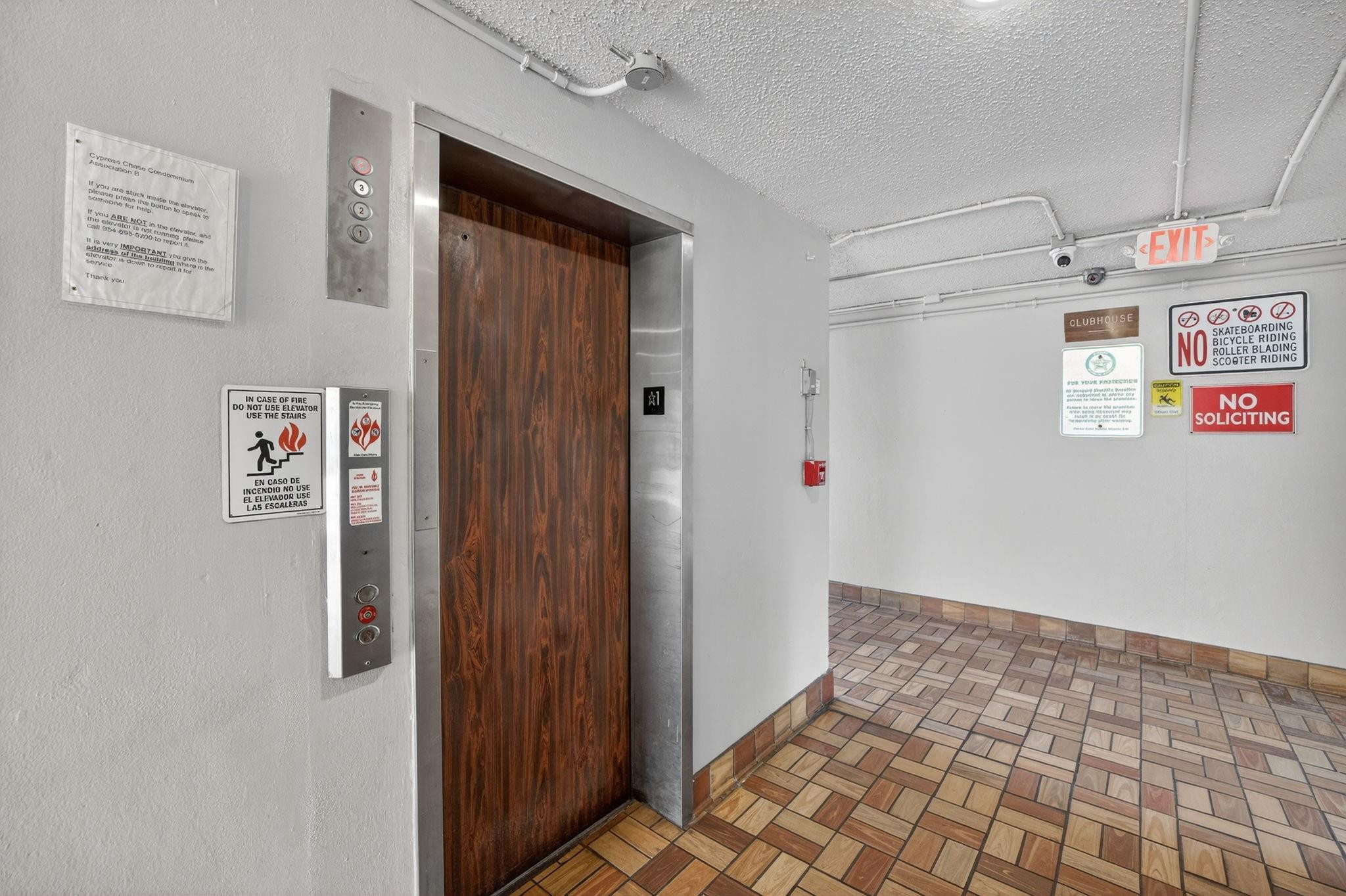 4898 NW 29th Court 315 — photo 4
