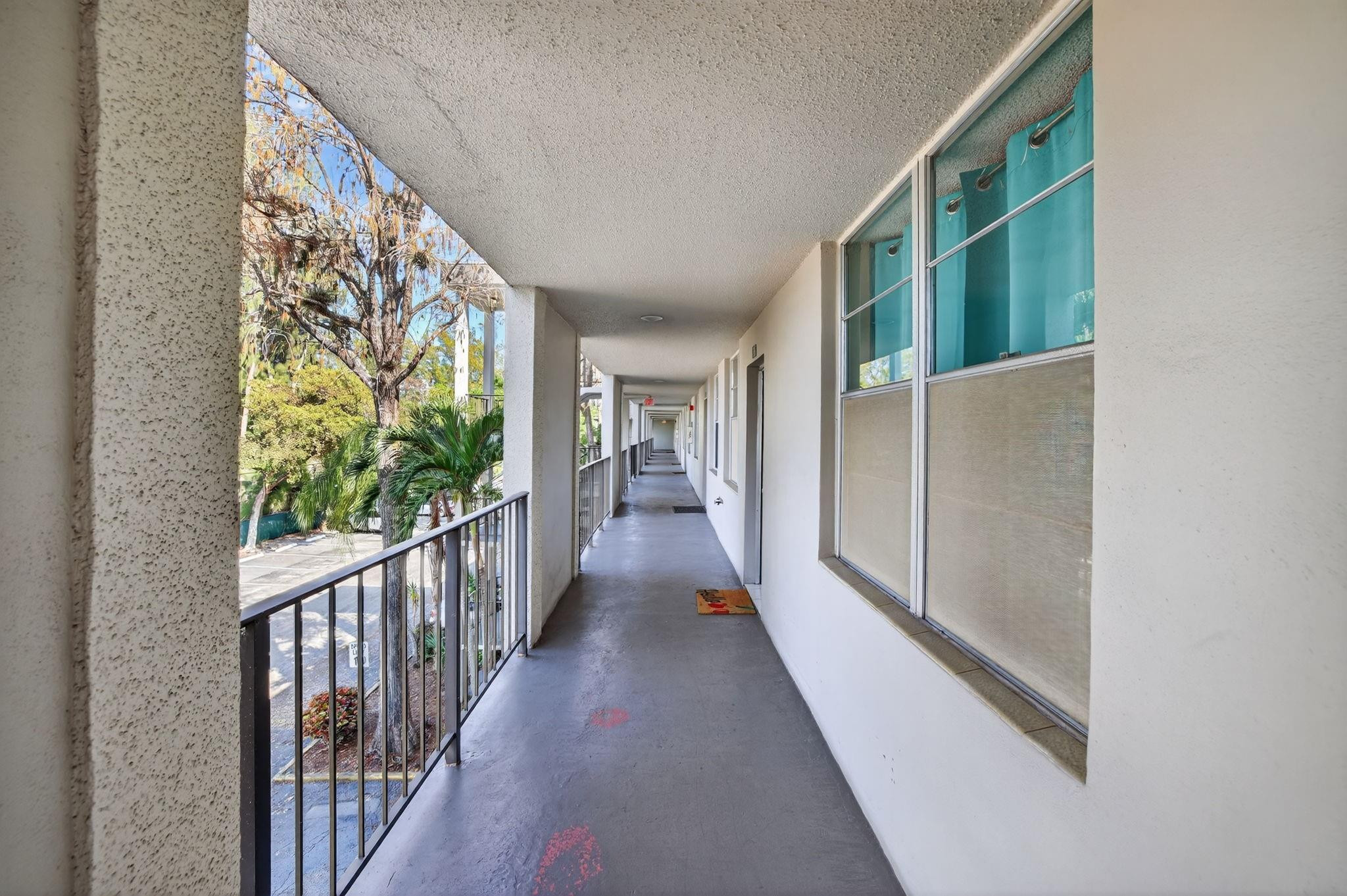 4898 NW 29th Court 315 — photo 5