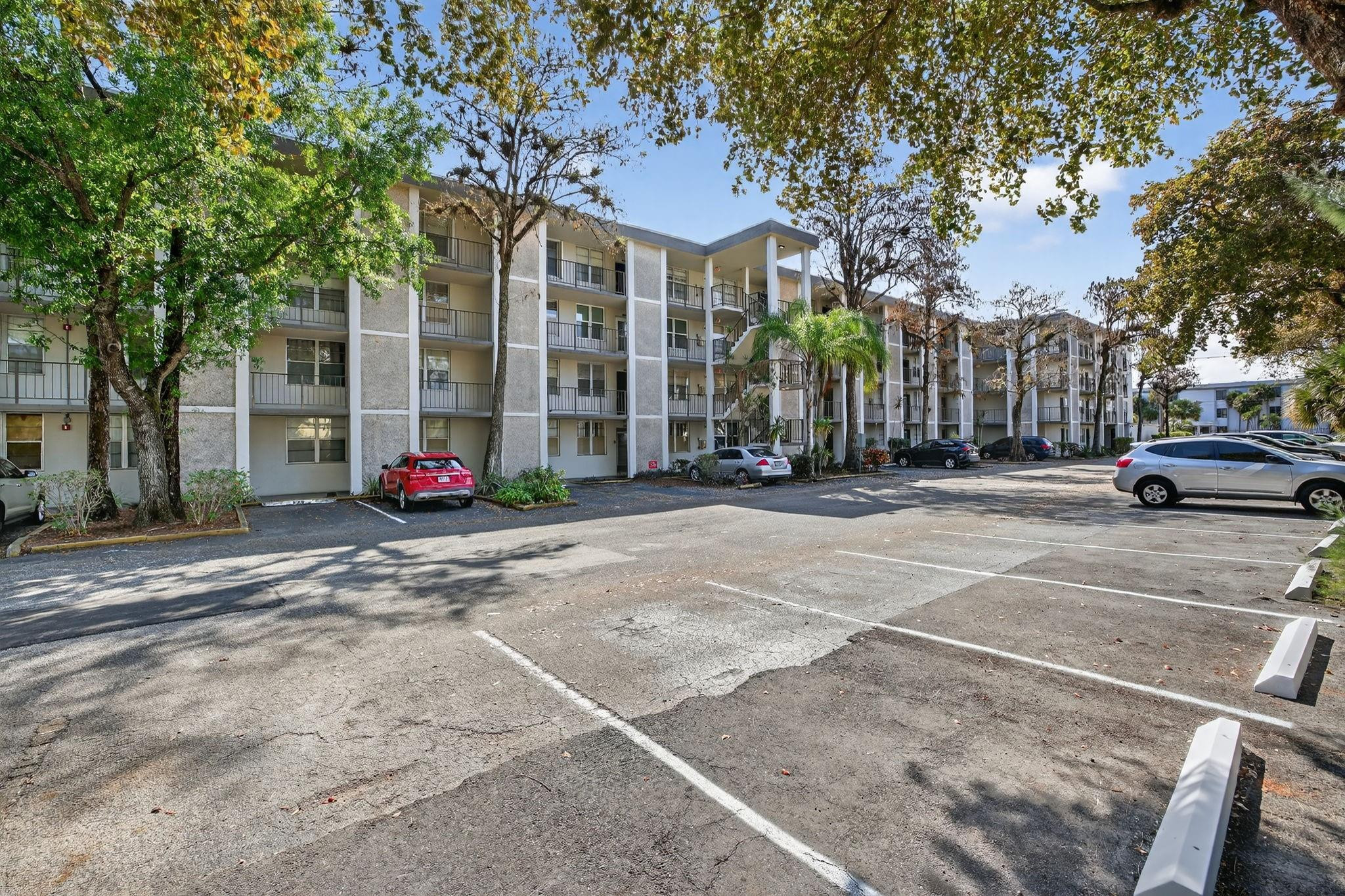 4898 NW 29th Court 315, Lauderdale Lakes, FL 33313, Lauderdale Lakes