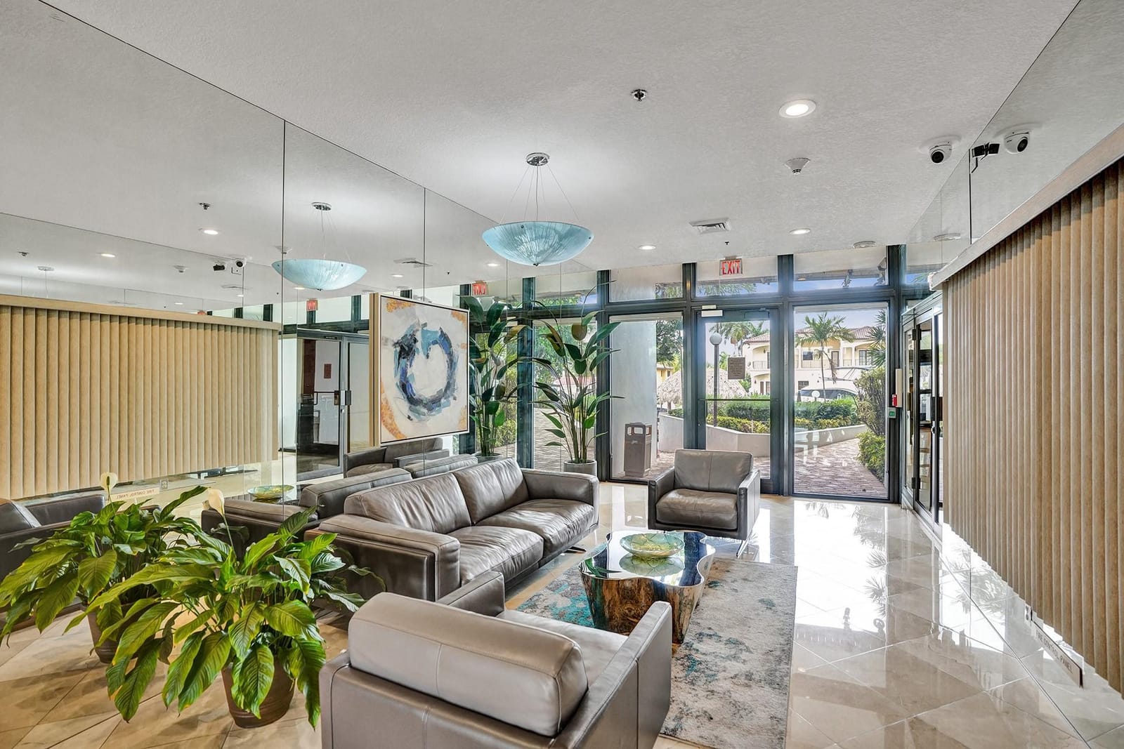 1361 S Ocean Bl 210 — photo 3