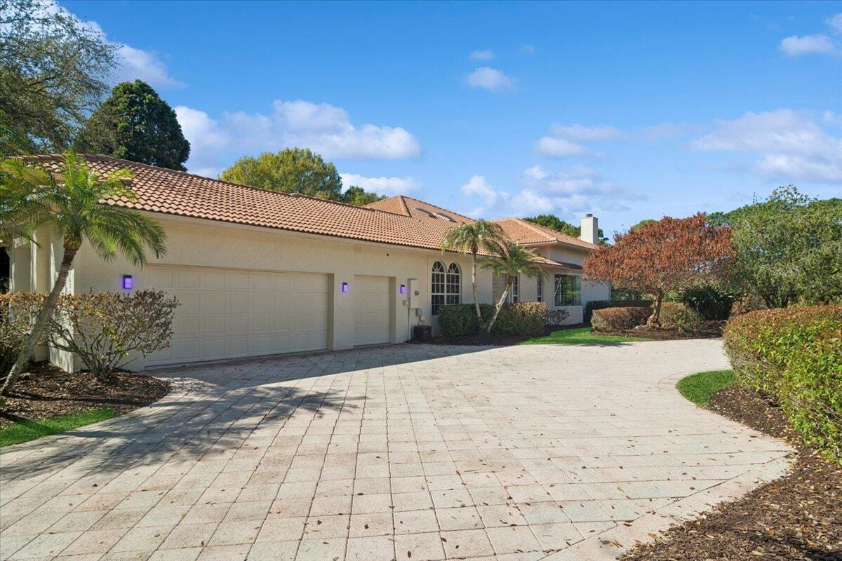 9680 Landings Drive — photo 8