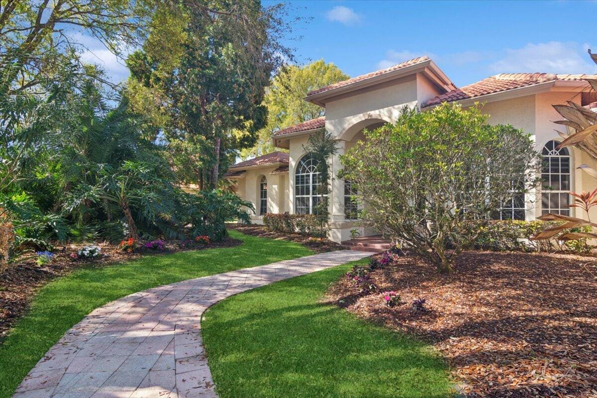 9680 Landings Drive — photo 9