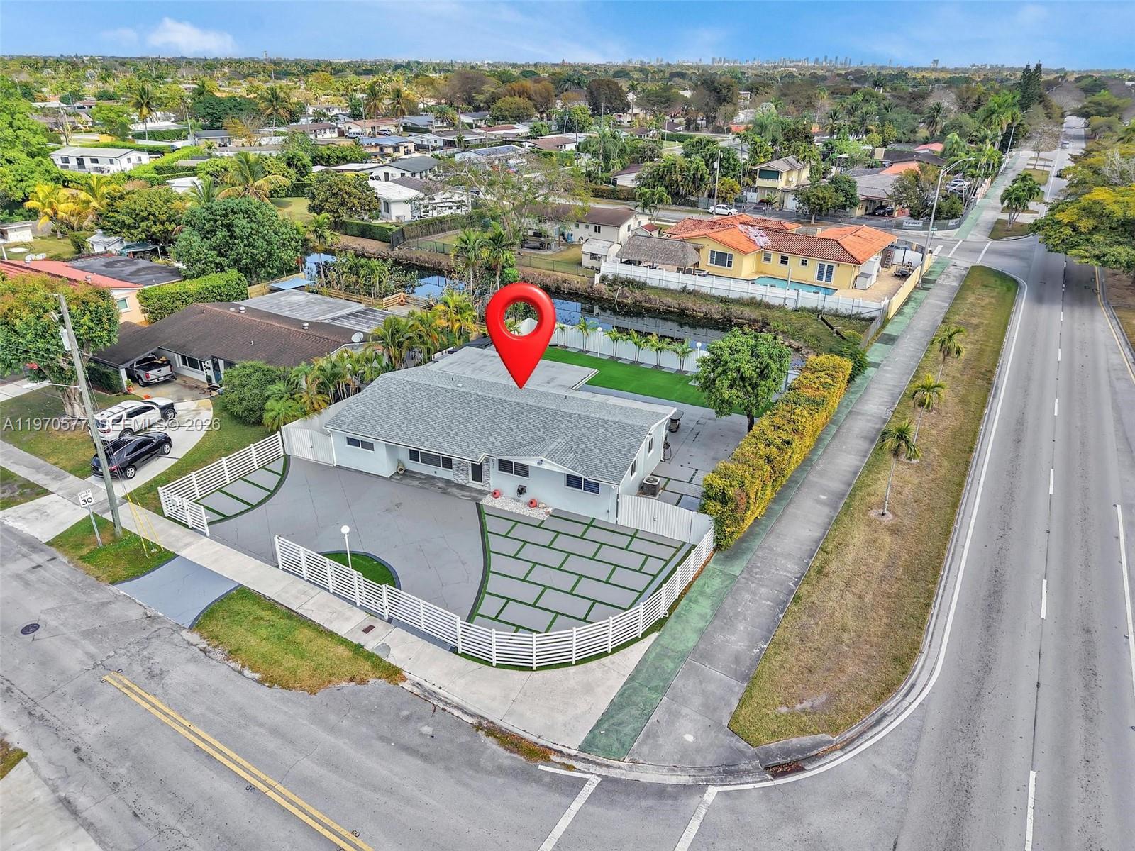5521 SW 104th Avenue, Miami, FL 33165, Miami