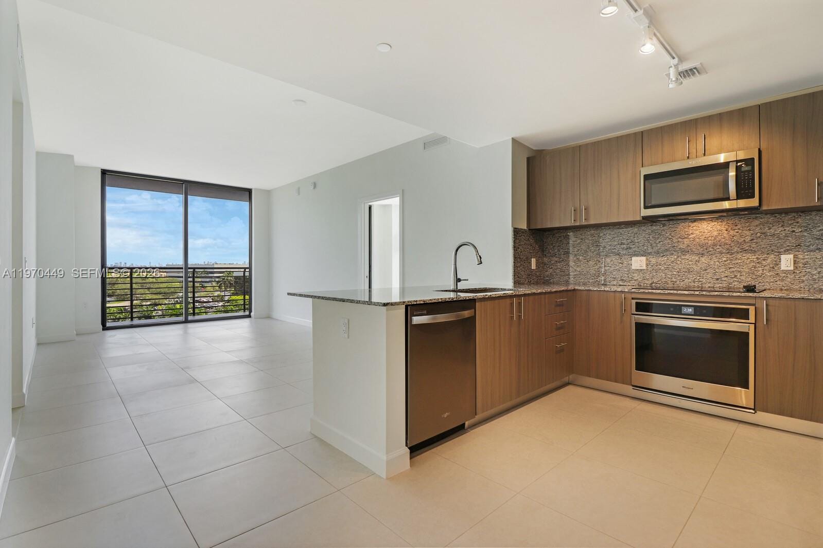 5350 NW 84th Avenue 601, Doral, FL 33166 photo 14