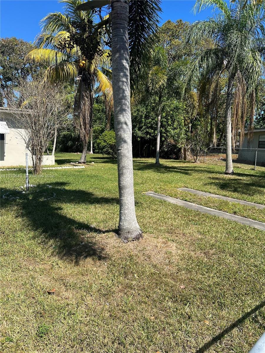 14435 SW 289th Street — photo 3