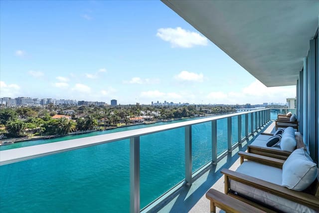 9201 E Bay Harbor Drive LPH01, Bay Harbor Islands, FL 33154
