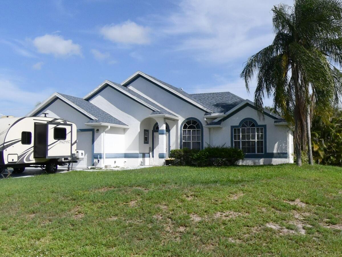 962 SW Kappa Avenue SW, Port St. Lucie, FL 34953, Port St Lucie