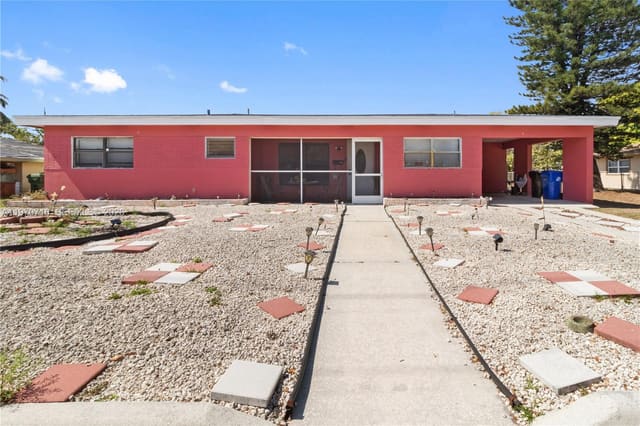 1021 SW 31st Avenue, sold in Melrose Park Section 3, Fort Lauderdale, FL