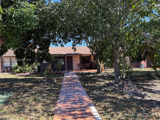 4445 SW 136th Place, sold in San Sebastian Twnhses, Miami, FL