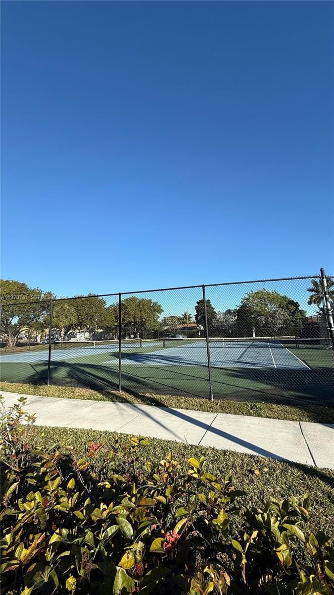 201 Lake Pointe Drive 202, Oakland Park, FL 33309 photo 23