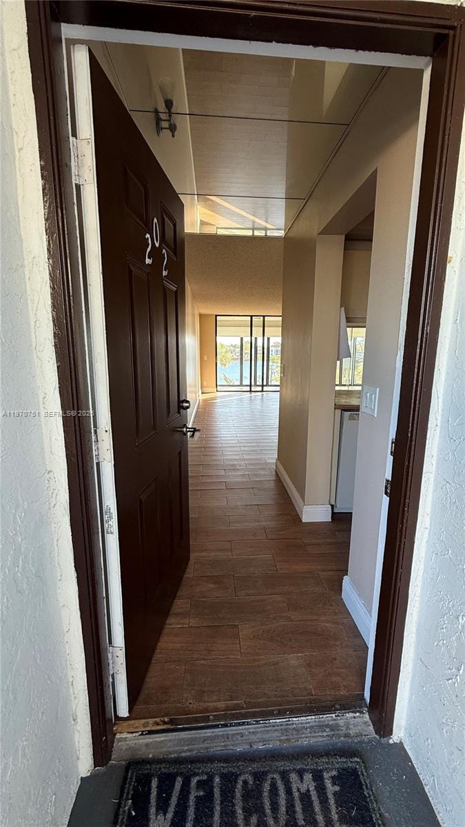 201 Lake Pointe Drive 202, Oakland Park, FL 33309 photo 5