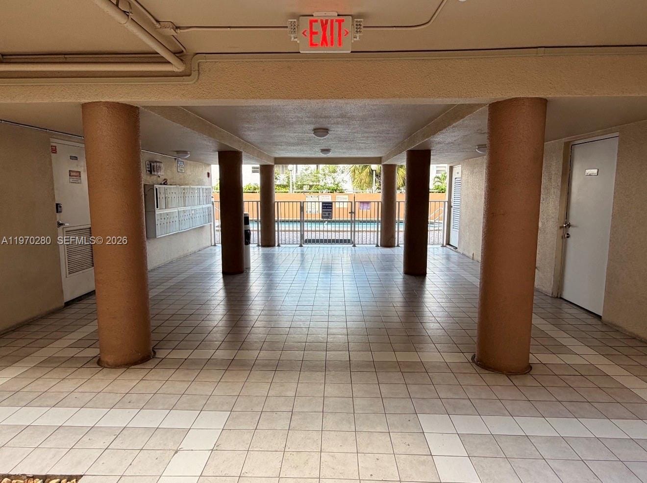 8050 NW 8th Street 1307, Miami, FL 33126 photo 16