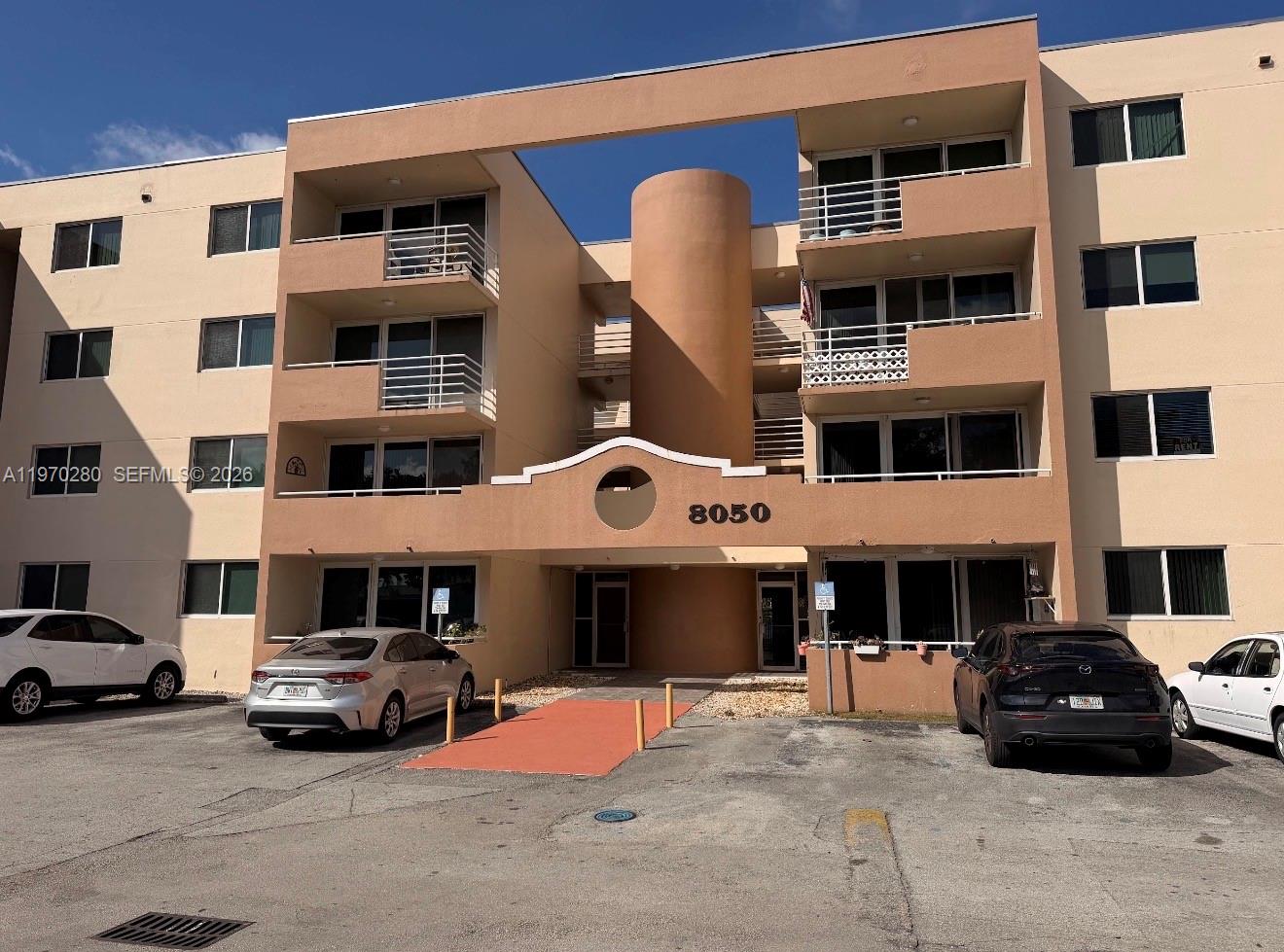8050 NW 8th Street 1307, Miami, FL 33126, Miami