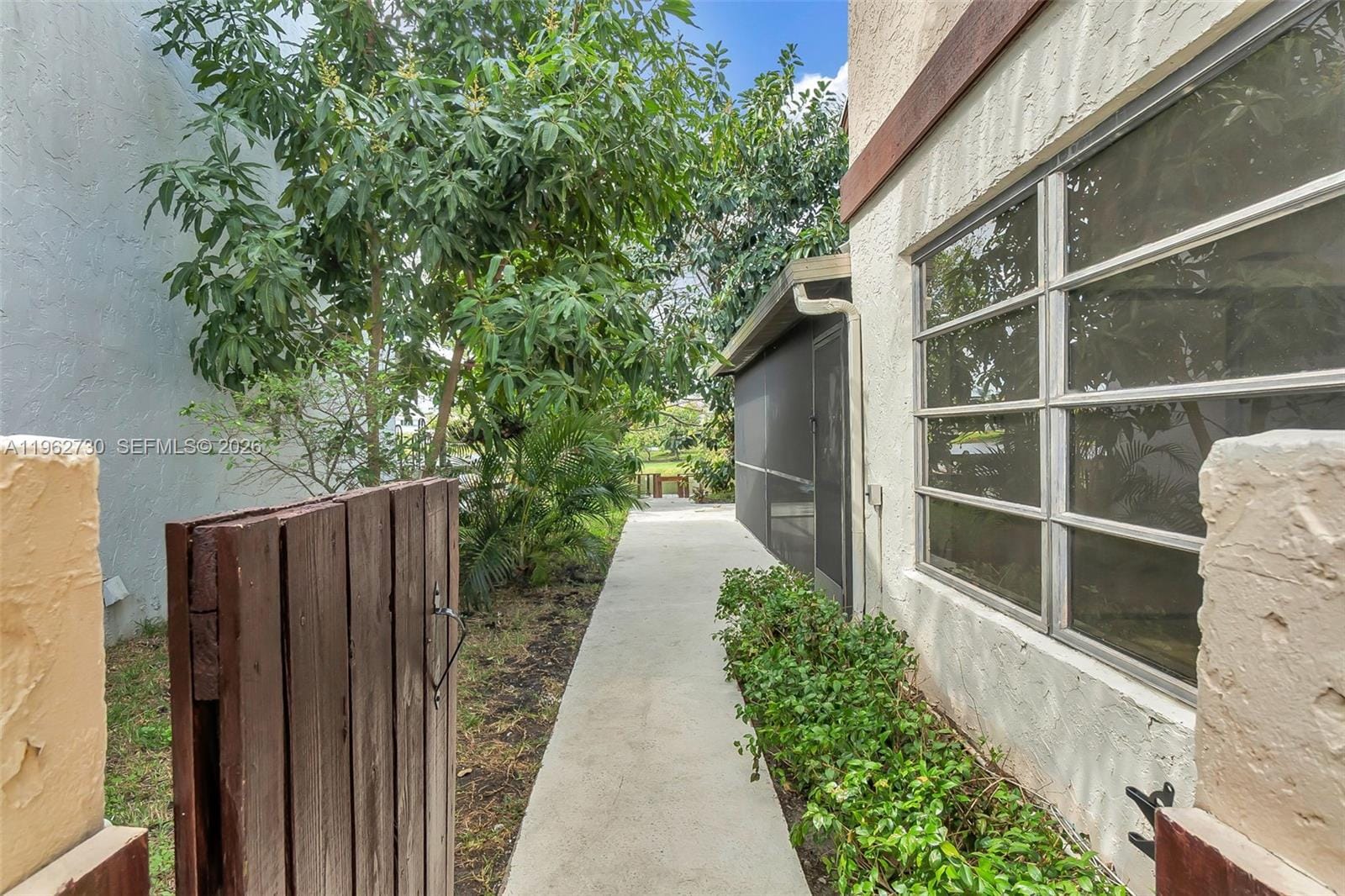 4011 SW 82nd Terrace — photo 12