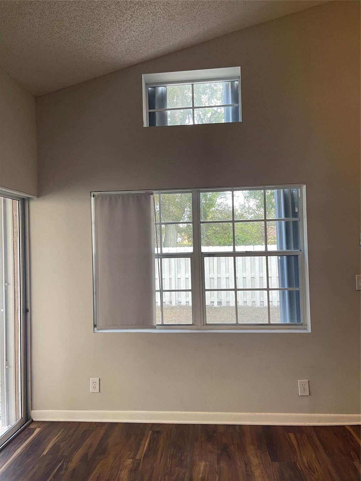 480 Somerset Way — photo 5