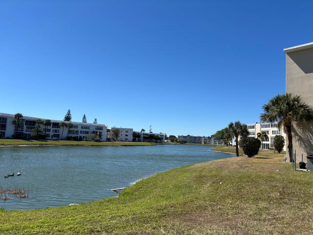 312 Wellington F, sold in Wellington Condos, West Palm Beach, FL