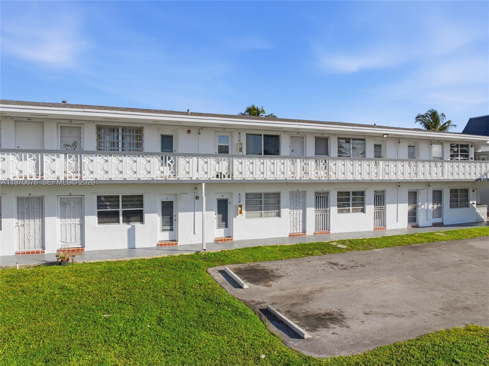 15 NW 204th Street 30, Miami Gardens, FL 33169, Miami Gardens