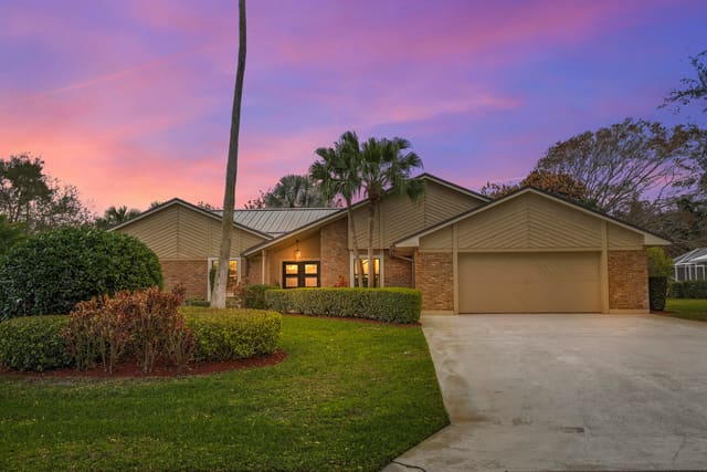 8222 SE Royal Street, sold in Treasure Cove, Hobe Sound, FL