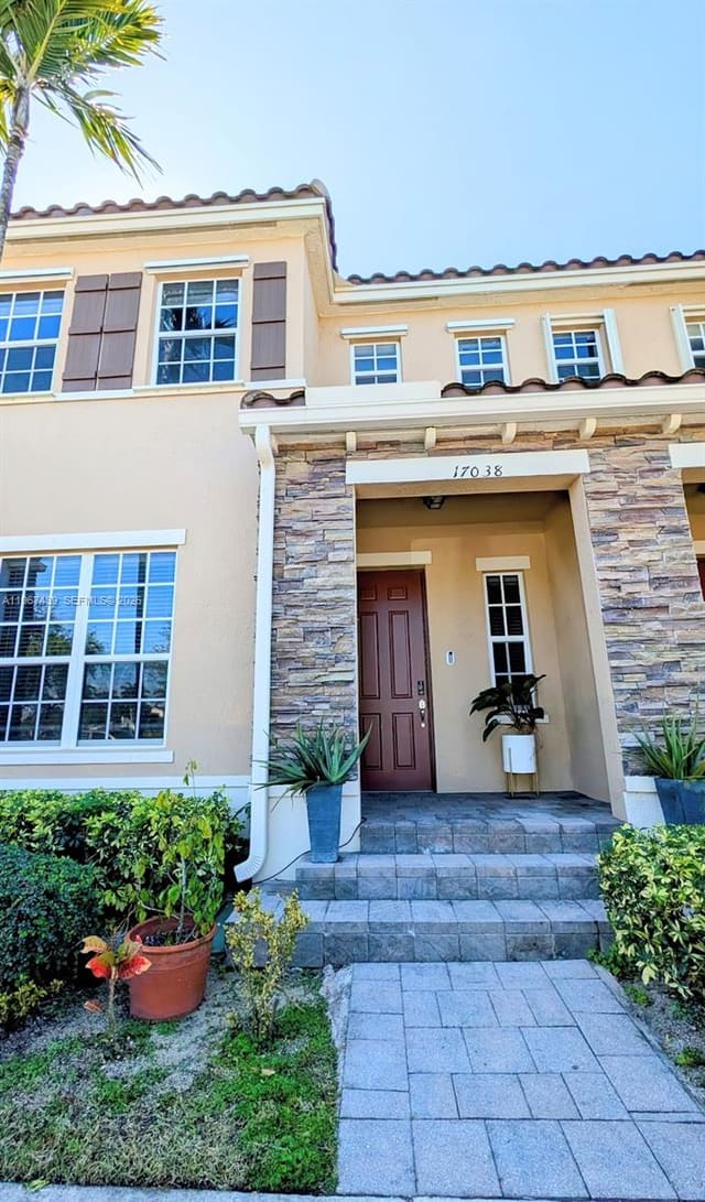 17038 SW 95th Terrace, sold in Kendall Commons Townhomes, Miami, FL