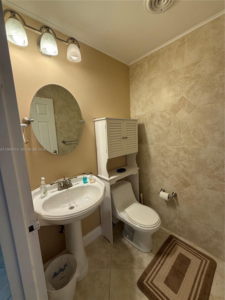 127 Tuscany B 127, Delray Beach, FL 33446 photo 16