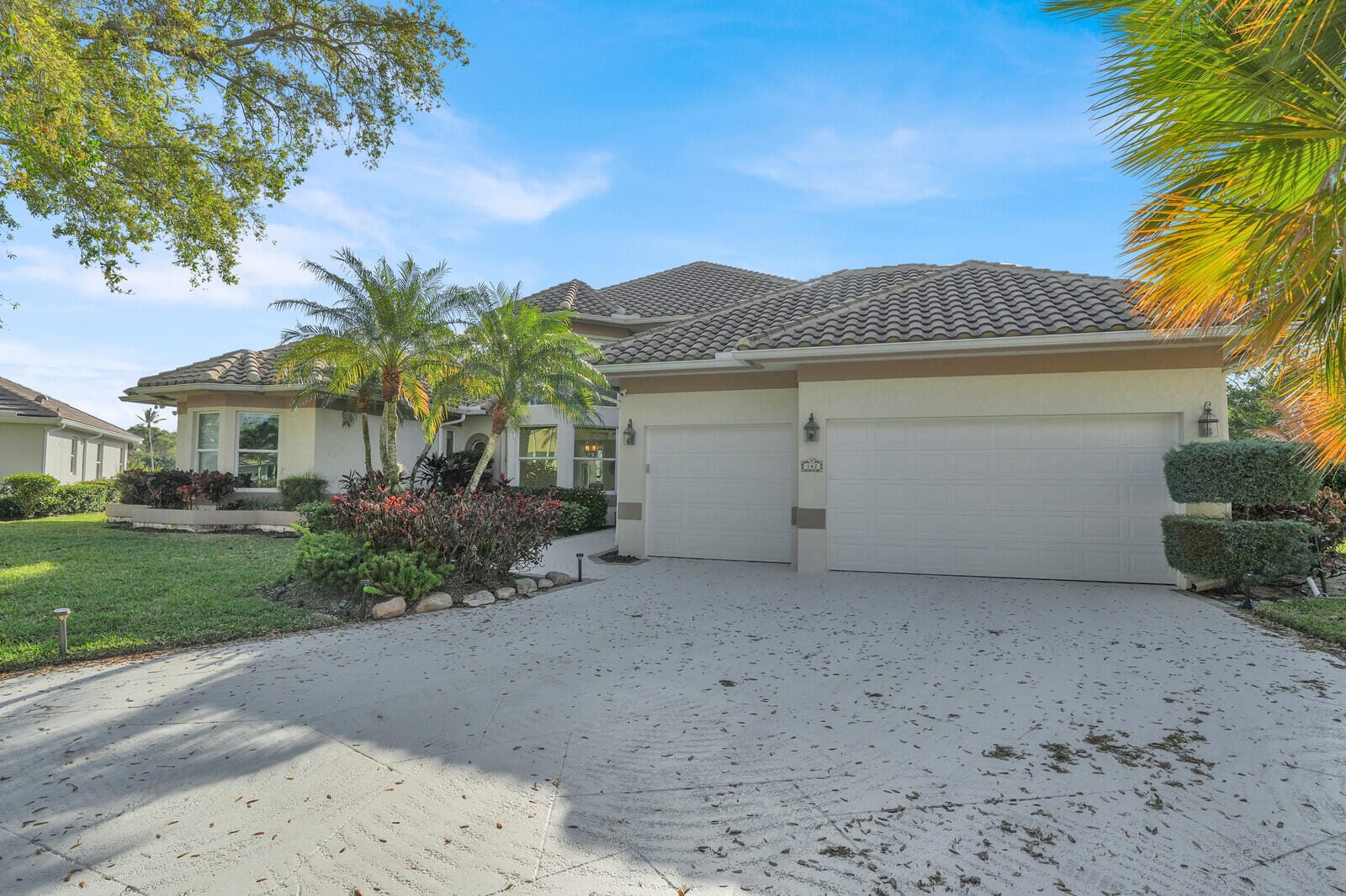 142 Corinthian Circle, Jupiter, FL 33458 photo 3