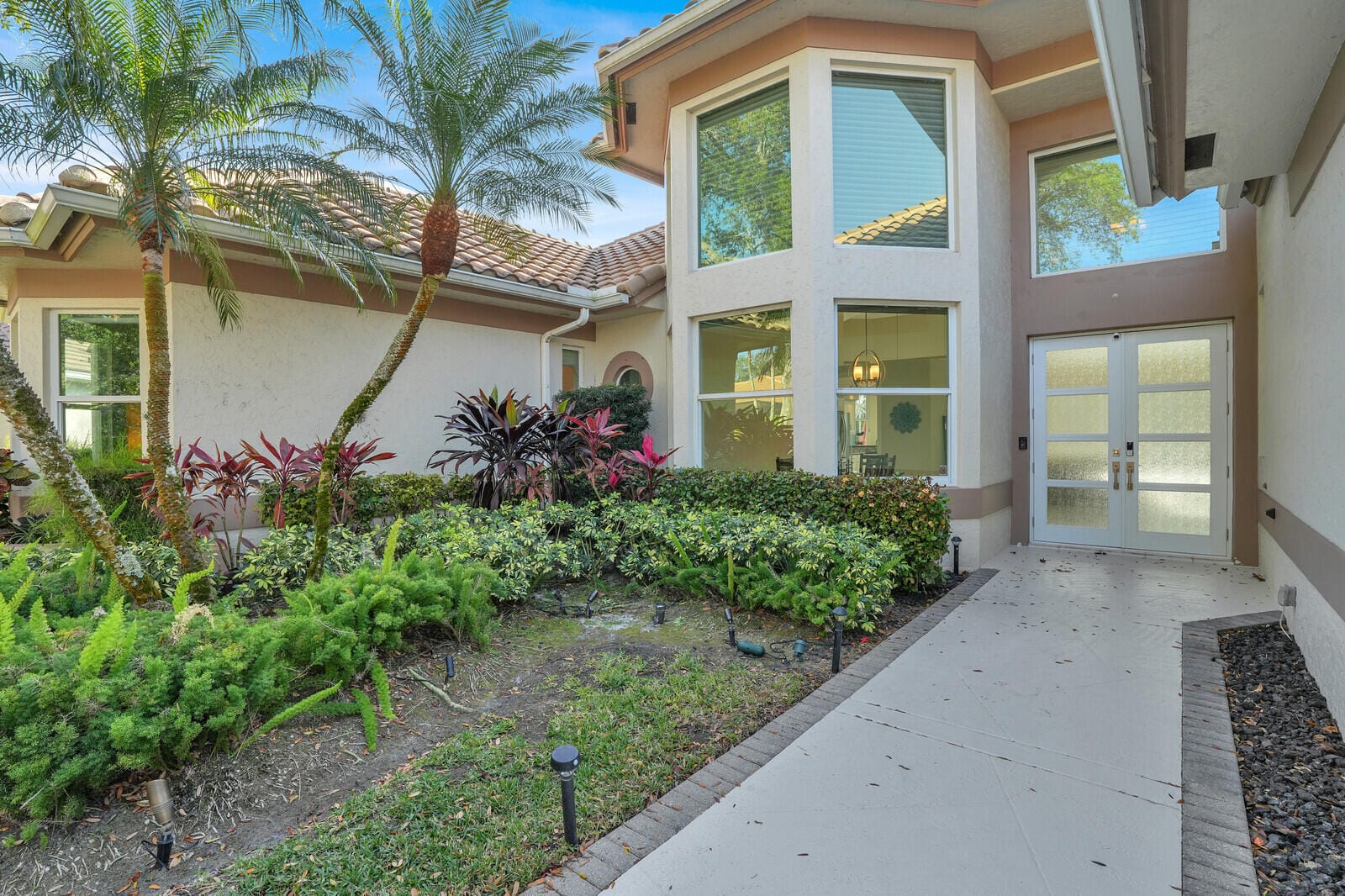 142 Corinthian Circle, Jupiter, FL 33458 photo 4