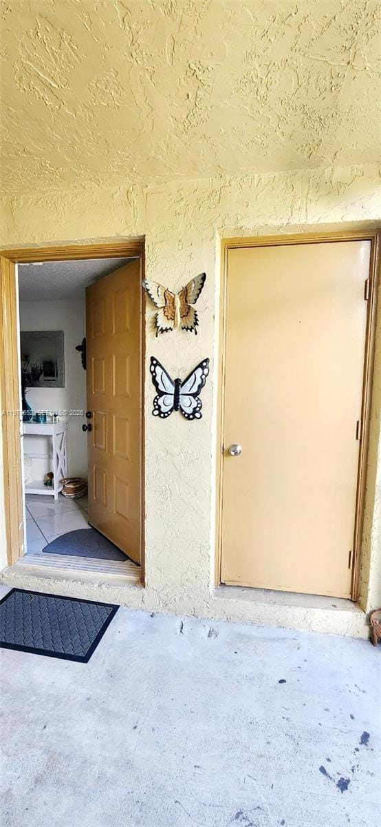 327 Lakeview Drive 103, Weston, FL 33326 photo 21