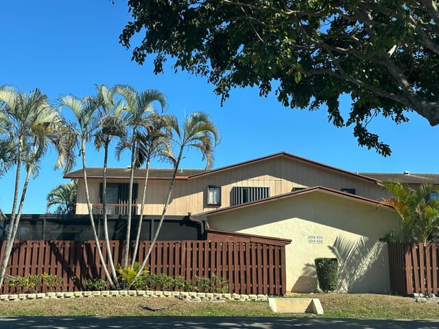 4310 S Landar Drive, sold in Countryside, Miami, FL