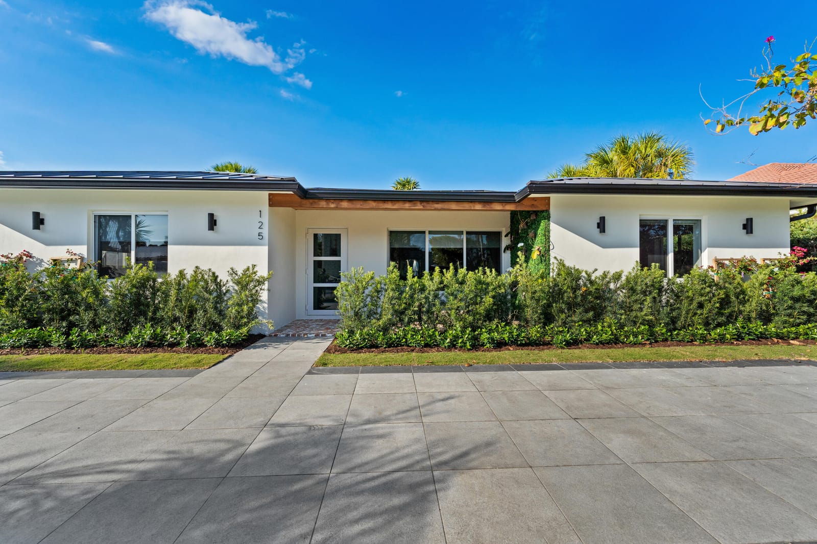 125 Cascade Lane, Palm Beach Shores, FL 33404 photo 1