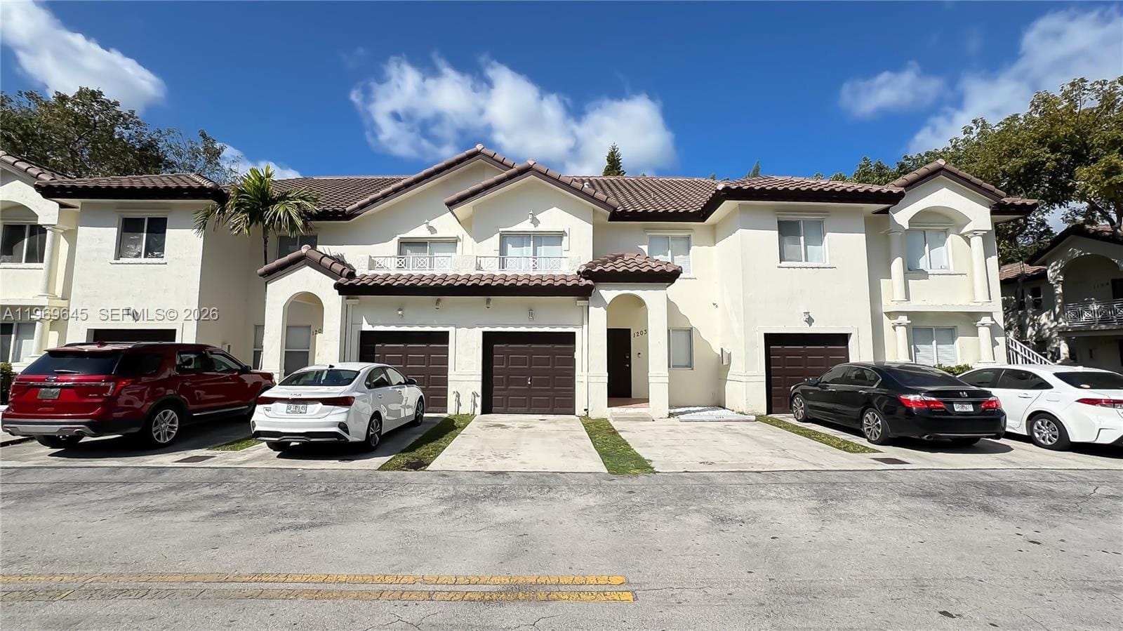 8902 NW 109th Court 1203 — photo 3