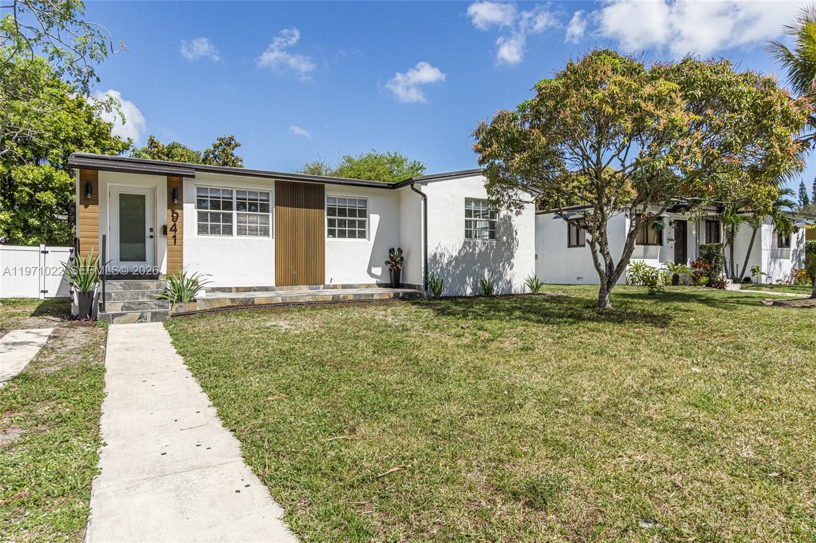 941 NE 154th Street, North Miami Beach, FL 33162