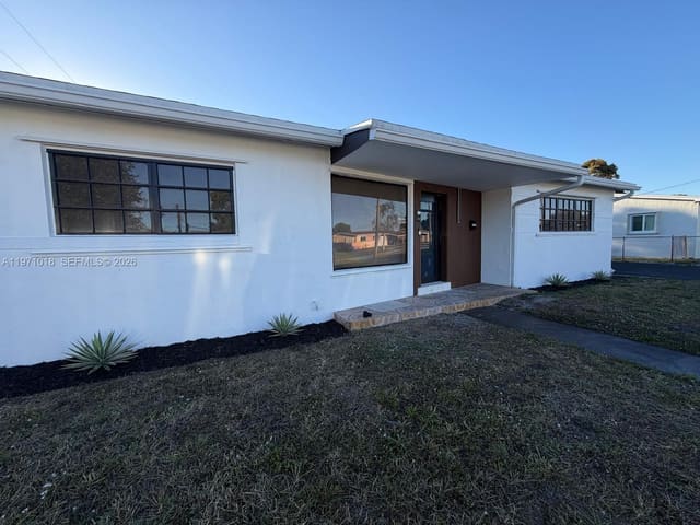 18712 NW 23rd Court, sold in Bell Gardens, Miami Gardens, FL