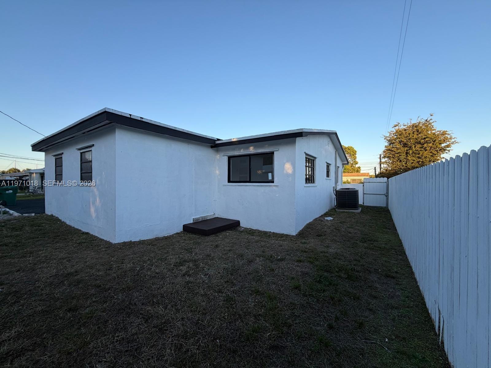 18712 NW 23rd Court, Miami Gardens, FL 33056 photo 9
