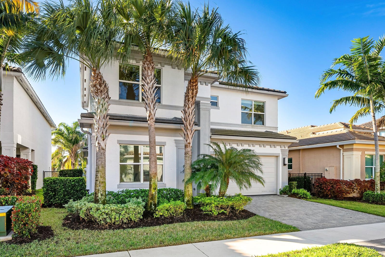 9734 Salty Bay Drive — photo 2