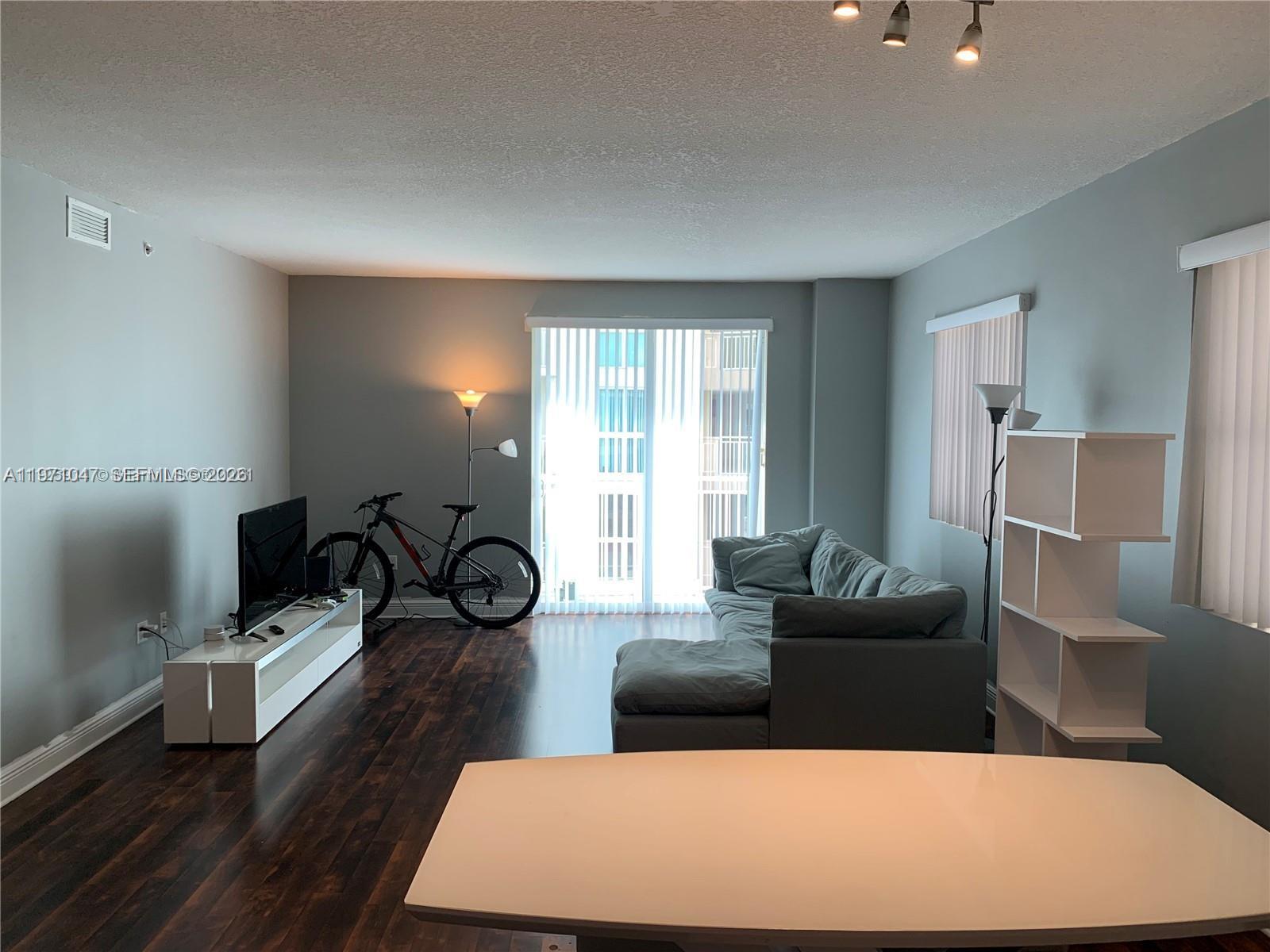 7275 SW 90th Street C312, Miami, FL 33156, Miami