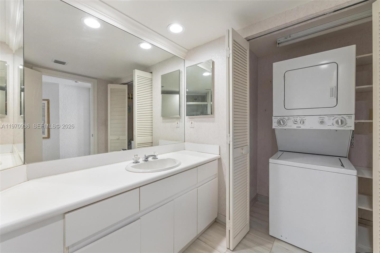 16425 Collins Avenue 2311, Sunny Isles Beach, FL 33160 photo 29