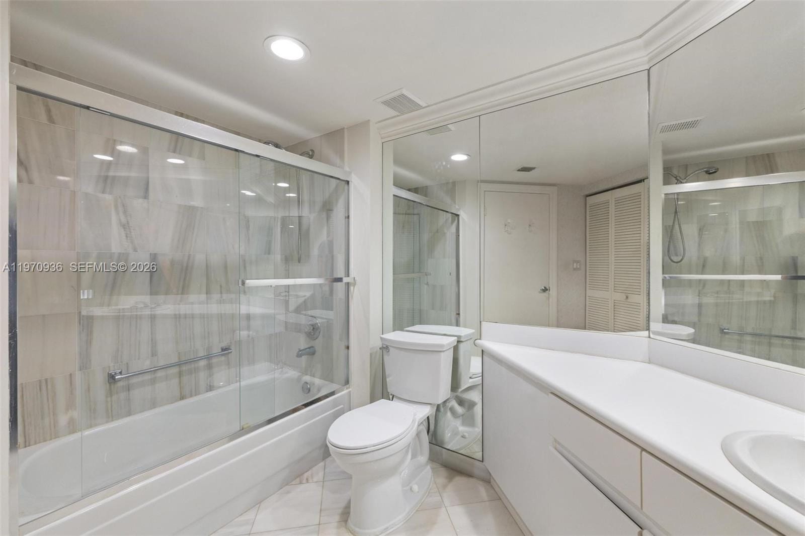 16425 Collins Avenue 2311, Sunny Isles Beach, FL 33160 photo 30