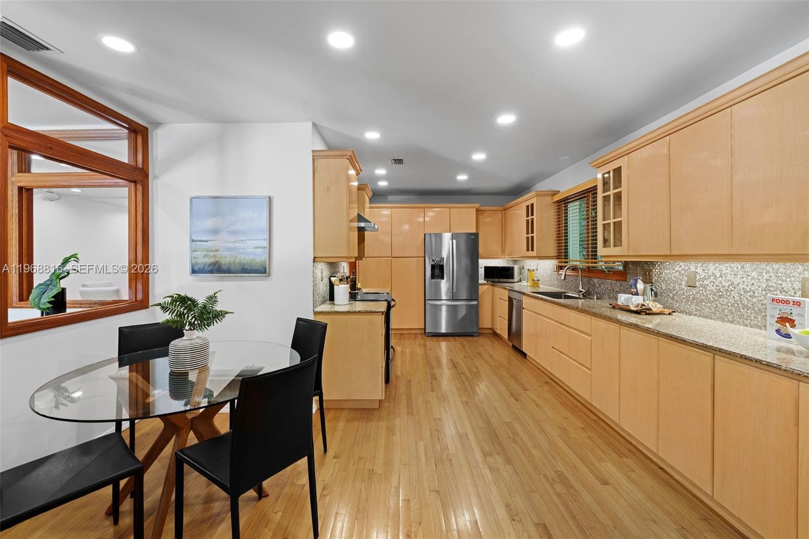 4140 Bonita Avenue — photo 10