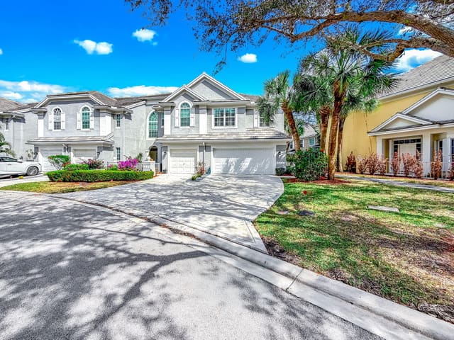 5466 Grand Park Place, sold in Fairfield, Boca Raton, FL