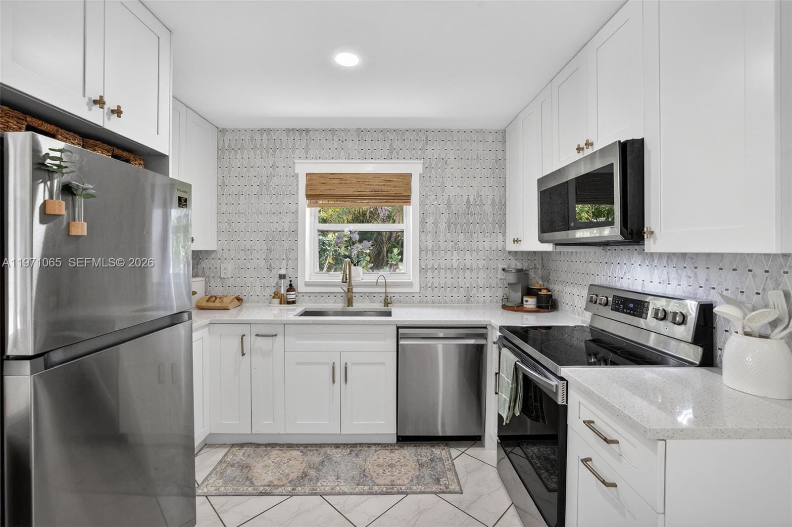 252 SW 23rd Street, Fort Lauderdale, FL 33315 photo 13