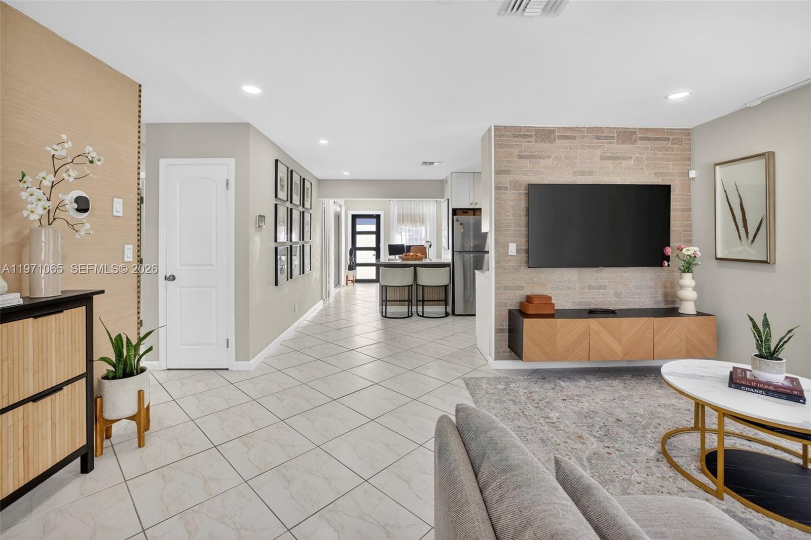 252 SW 23rd Street, Fort Lauderdale, FL 33315 photo 6