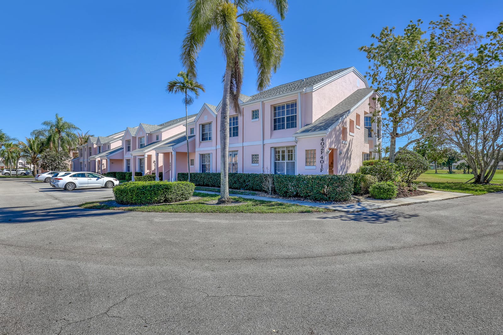 402 Muirfield Court 402d, Jupiter, FL 33458 photo 2