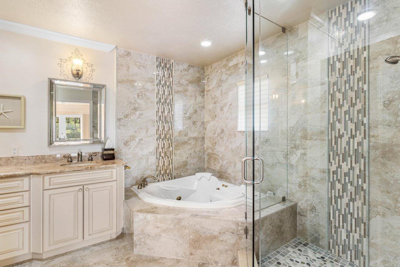 2 Fairway Drive, Boynton Beach, FL 33436 photo 19