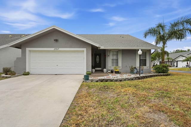 3957 Dafilee Circle, West Palm Beach, FL 33417