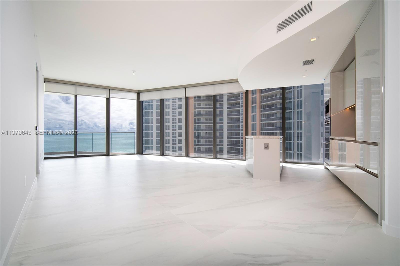18975 Collins Avenue 1604, Sunny Isles Beach, FL 33160 photo 2